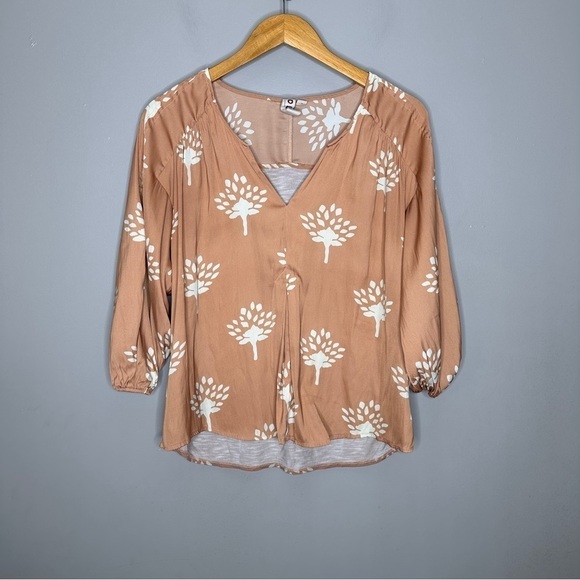 Anthropologie DOLAN ANTHRO Alvia Orange Mixed 1/2 Sleeve Top V Neck Floral - Picture 3 of 10
